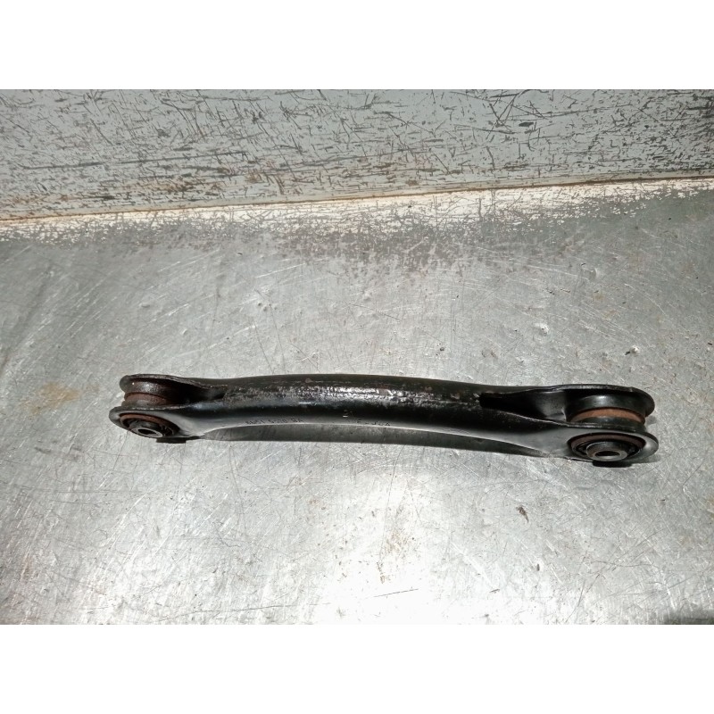 Recambio de brazo suspension inferior trasero izquierdo para ford focus ii turnier (da_, ffs, ds) 1.6 tdci referencia OEM IAM 6M