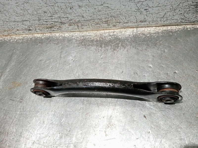 Recambio de brazo suspension inferior trasero izquierdo para ford focus ii turnier (da_, ffs, ds) 1.6 tdci referencia OEM IAM 6M
