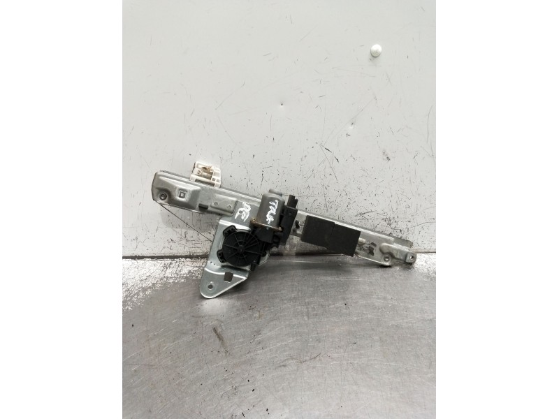 Recambio de elevalunas trasero derecho para renault megane ii classic berlina confort authentique referencia OEM IAM   