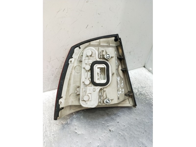 Recambio de piloto trasero derecho para opel astra g hatchback (t98) 1.6 (f08, f48) referencia OEM IAM   