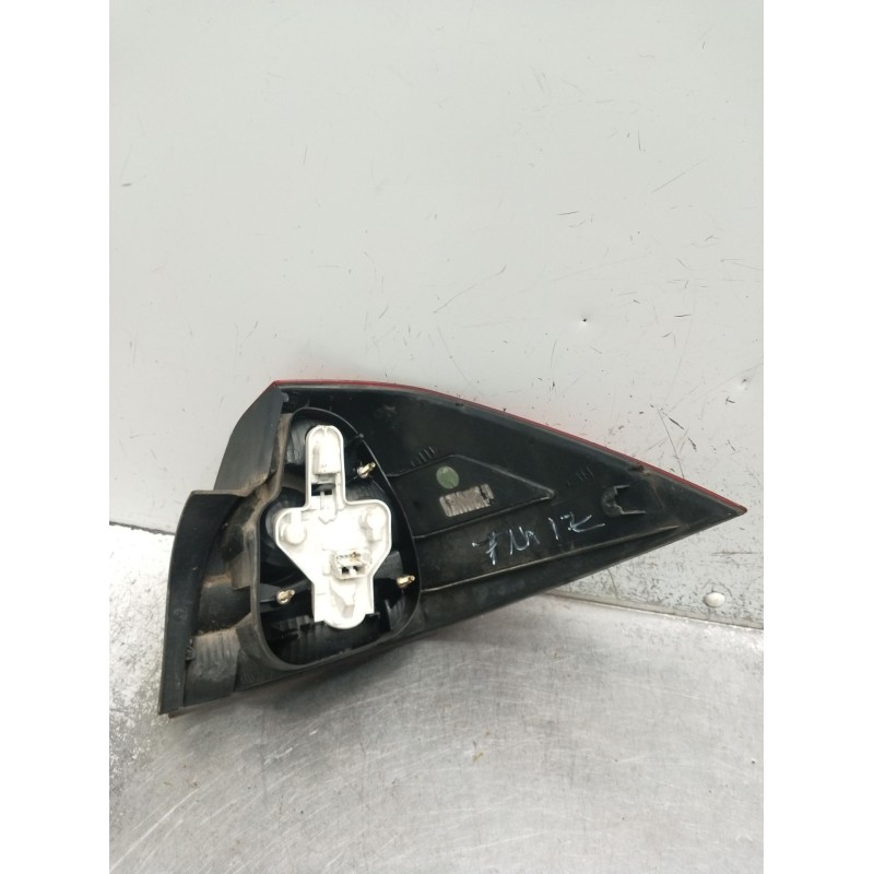 Recambio de piloto trasero izquierdo para renault megane ii classic berlina confort authentique referencia OEM IAM   