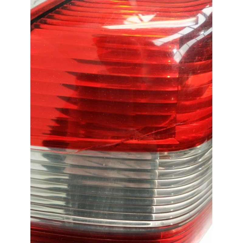 Recambio de piloto trasero izquierdo para renault megane ii classic berlina confort authentique referencia OEM IAM   