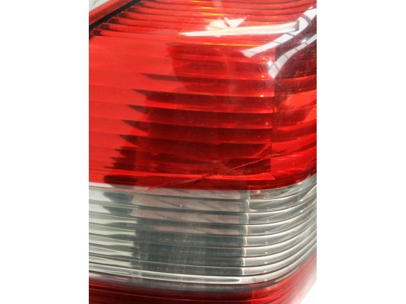 Recambio de piloto trasero izquierdo para renault megane ii classic berlina confort authentique referencia OEM IAM   