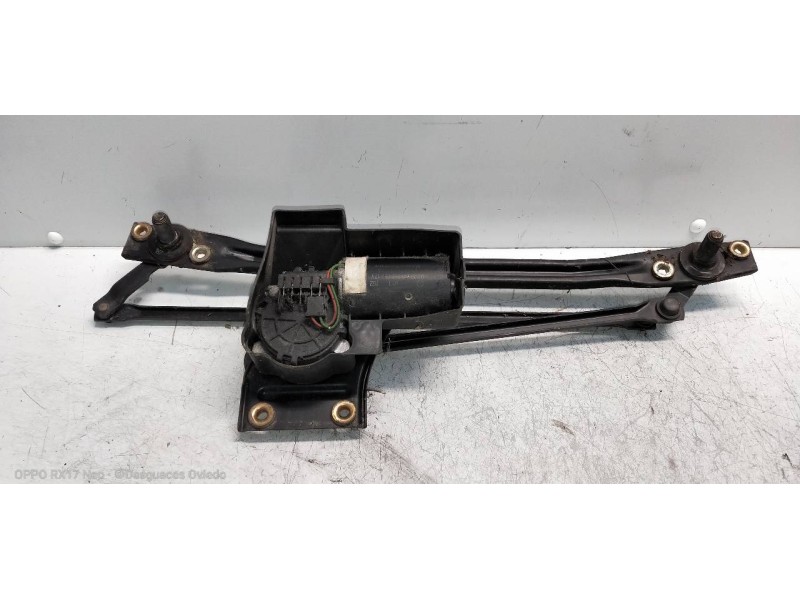 Recambio de motor limpia delantero para ford sierra berlina gl referencia OEM IAM 0390241322  