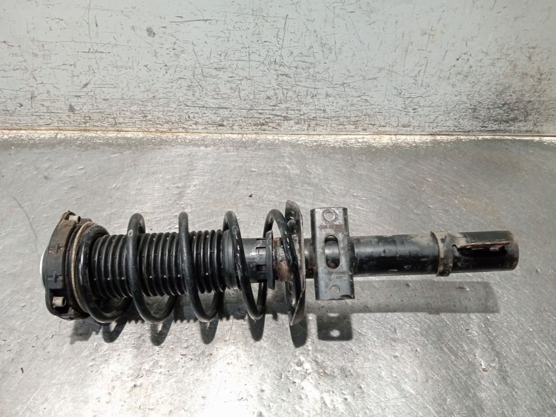 Recambio de amortiguador delantero izquierdo para seat ibiza iii (6l1) 1.4 tdi referencia OEM IAM 6Q0413031BR  