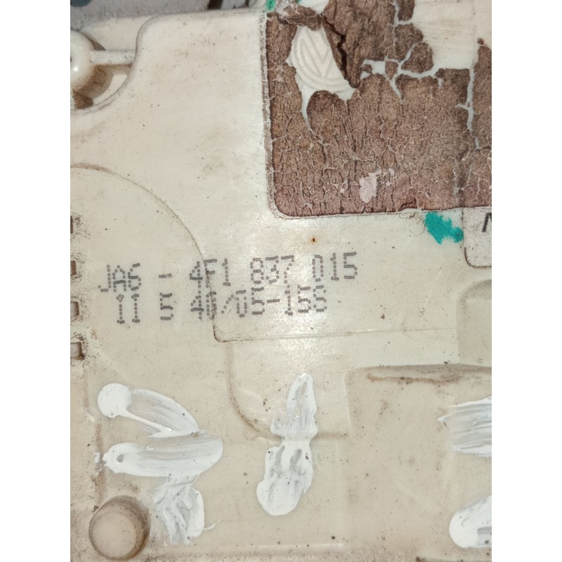 Recambio de motor cierre centralizado delantero derecho para audi a3 (8p1) 2.0 tdi 16v referencia OEM IAM 4f1837015  