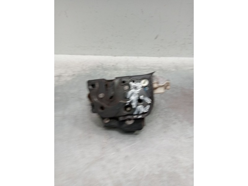 Recambio de motor cierre centralizado delantero izquierdo para audi a3 (8p1) 2.0 tdi 16v referencia OEM IAM 4f1837016  