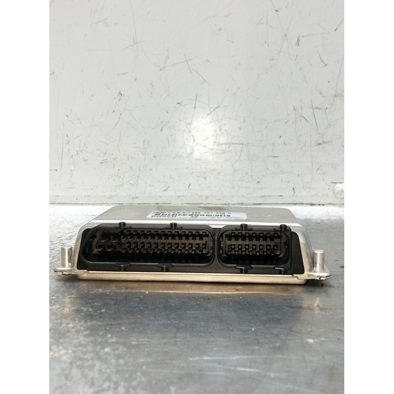 Recambio de centralita motor uce para volkswagen passat b5 (3b2) 1.8 t referencia OEM IAM 0261204805 8D0907558E 