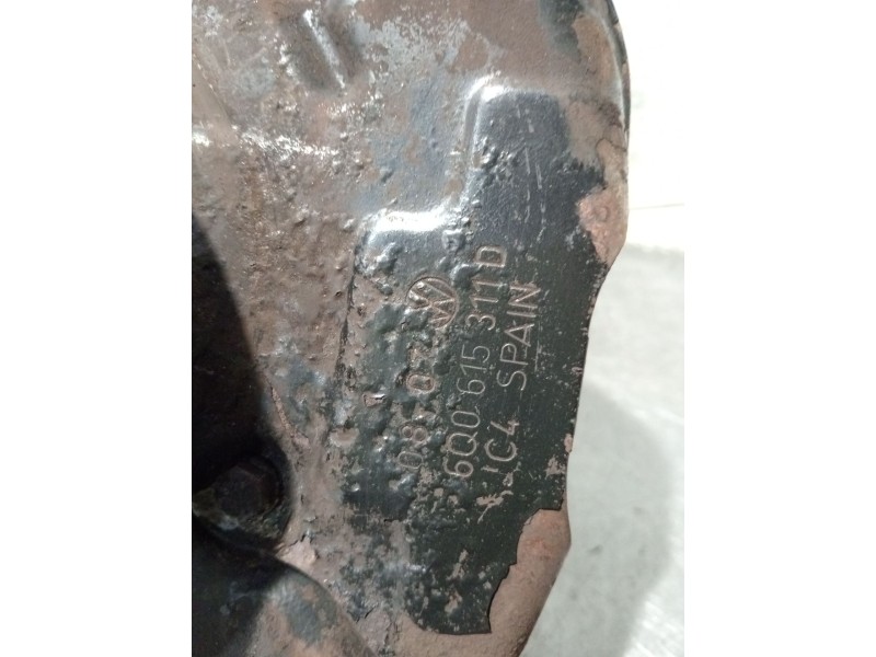 Recambio de mangueta delantera izquierda para seat ibiza iii (6l1) 1.4 tdi referencia OEM IAM 6Q0615311D  