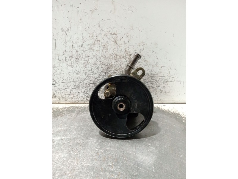 Recambio de bomba direccion para nissan almera ii (n16) 1.5 referencia OEM IAM 7613955144 7613955144 49110BM702