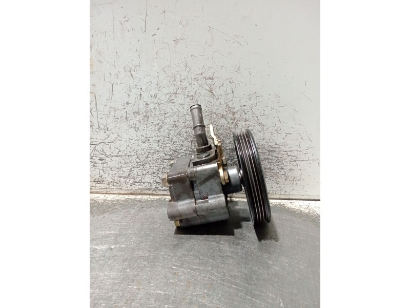 Recambio de bomba direccion para nissan almera ii (n16) 1.5 referencia OEM IAM 7613955144 7613955144 49110BM702