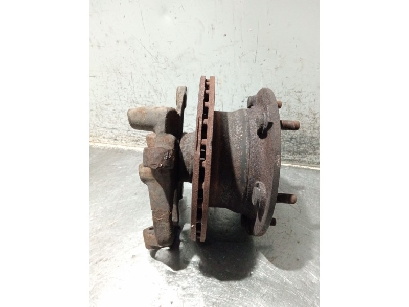 Recambio de mangueta delantera izquierda para mercedes-benz sprinter 4-t caja/chasis (b904) 413 cdi referencia OEM IAM 904332070