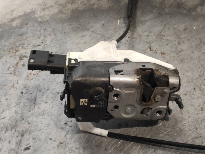 Recambio de motor cierre centralizado delantero derecho para peugeot partner kombi active referencia OEM IAM 828405  