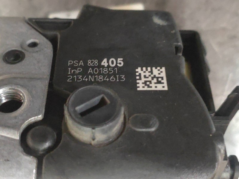 Recambio de motor cierre centralizado delantero derecho para peugeot partner kombi active referencia OEM IAM 828405  