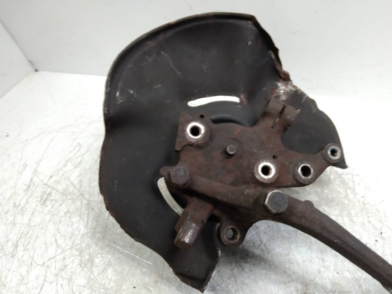 Recambio de mangueta delantera izquierda para mercedes clase e (w124) berlina 3.0 diesel referencia OEM IAM   