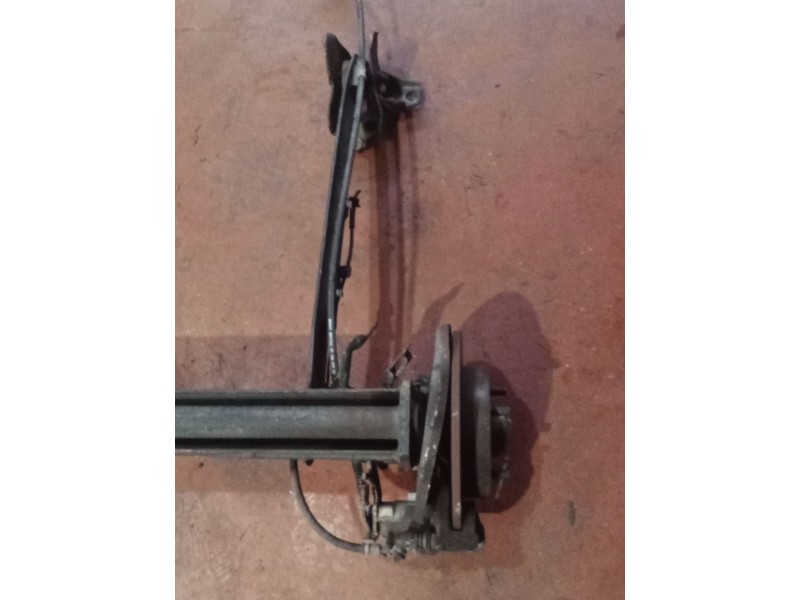 Recambio de puente trasero para nissan almera ii (n16) 1.5 referencia OEM IAM   DISCOS/ABS