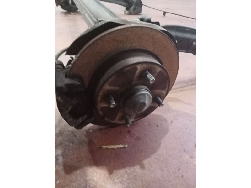 Recambio de puente trasero para nissan almera ii (n16) 1.5 referencia OEM IAM   DISCOS/ABS