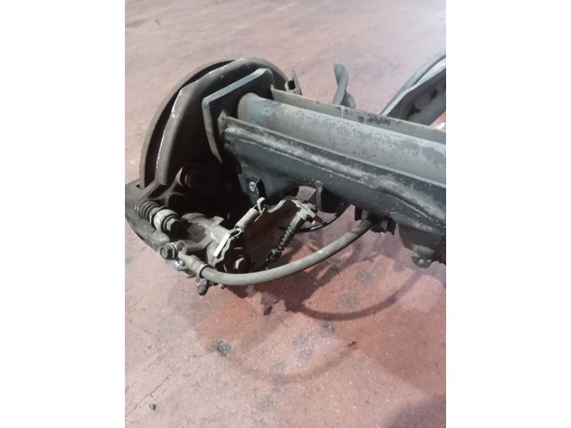 Recambio de puente trasero para nissan almera ii (n16) 1.5 referencia OEM IAM   DISCOS/ABS