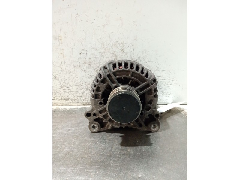 Recambio de alternador para volkswagen caddy iii furgoneta/monovolumen (2ka, 2kh, 2ca, 2ch) 2.0 sdi referencia OEM IAM 06F903023