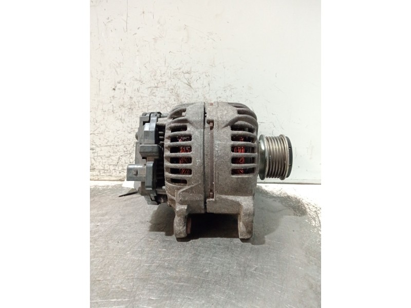 Recambio de alternador para volkswagen caddy iii furgoneta/monovolumen (2ka, 2kh, 2ca, 2ch) 2.0 sdi referencia OEM IAM 06F903023