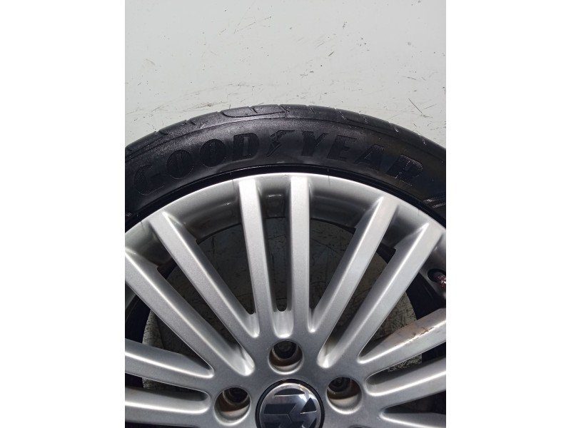 Recambio de juego llantas para volkswagen eos (1f7, 1f8) 2.0 fsi referencia OEM IAM 235/45 R17  