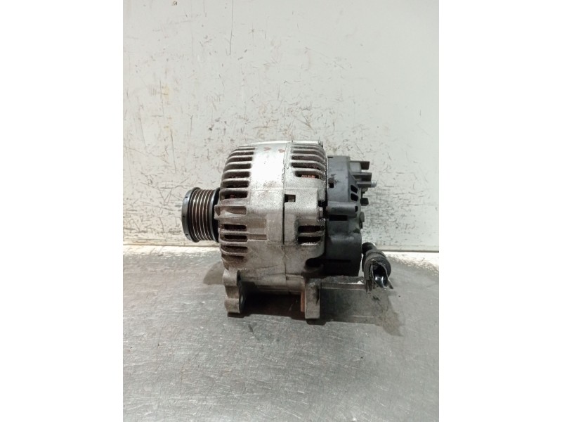 Recambio de alternador para volkswagen passat b6 (3c2) 2.0 tdi 16v referencia OEM IAM 021903026L 2542783L 