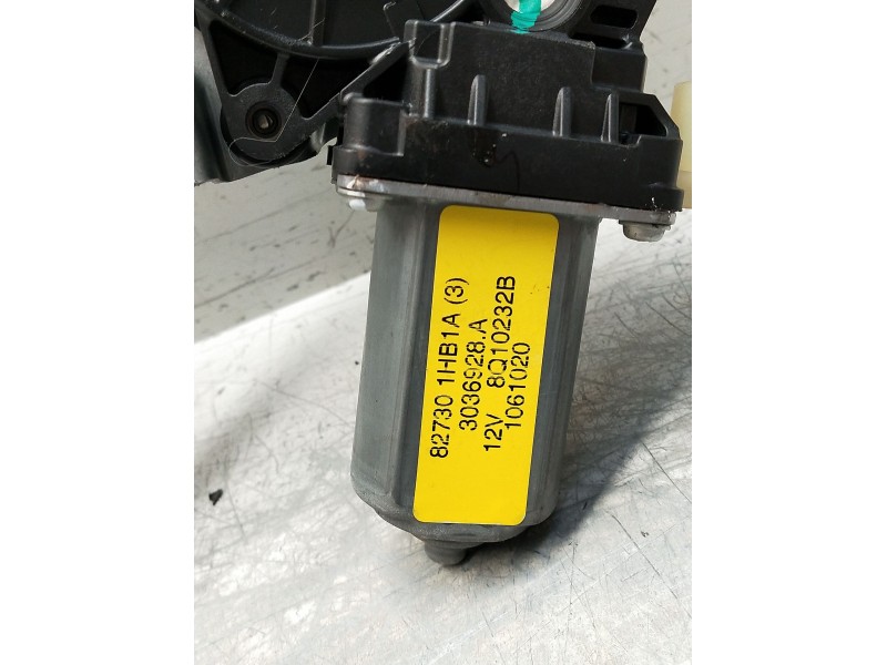 Recambio de elevalunas delantero derecho para nissan note acenta referencia OEM IAM 827301HB1A 3036928A 8Q10232B