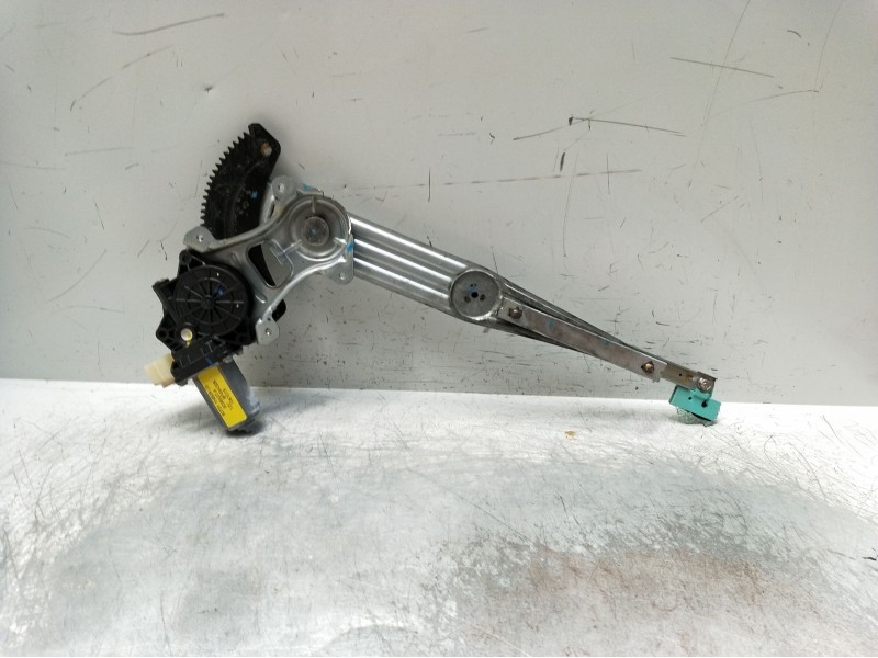 Recambio de elevalunas delantero izquierdo para nissan note acenta referencia OEM IAM 807311HB2A 3036927A 5p