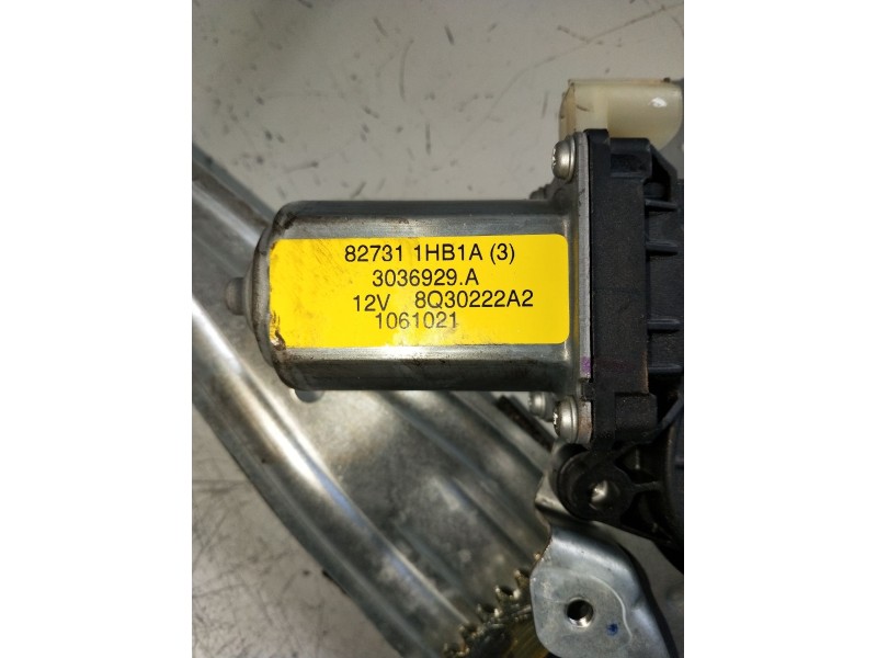 Recambio de elevalunas trasero derecho para nissan note acenta referencia OEM IAM 827311HB1A 3036929A 8Q30222A2