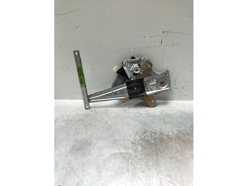 Recambio de elevalunas trasero izquierdo para nissan note acenta referencia OEM IAM 827301HB1A 3036928A 8Q19522A