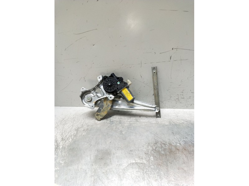 Recambio de elevalunas trasero izquierdo para nissan note acenta referencia OEM IAM 827301HB1A 3036928A 8Q19522A