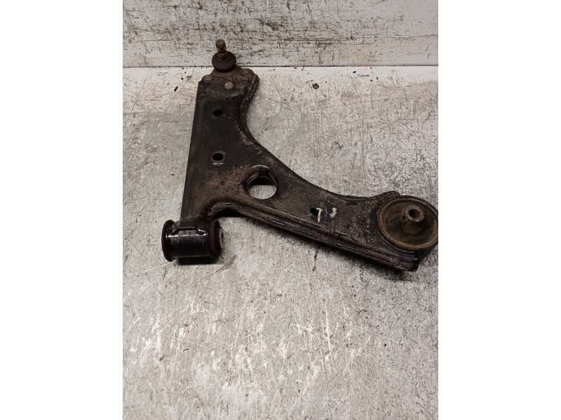Recambio de brazo suspension inferior delantero derecho para opel corsa d furgoneta/hatchback (s07) 1.3 cdti (l08) referencia OE