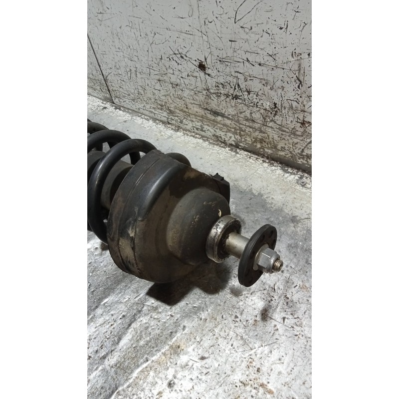 Recambio de amortiguador delantero derecho para opel vivaro furgón/combi (07.2006 =>) combi 2.7t l1h1 referencia OEM IAM 8200728