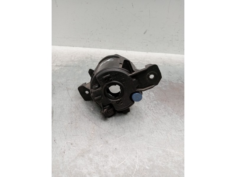 Recambio de faro antiniebla derecho para nissan almera ii (n16) 1.5 referencia OEM IAM   