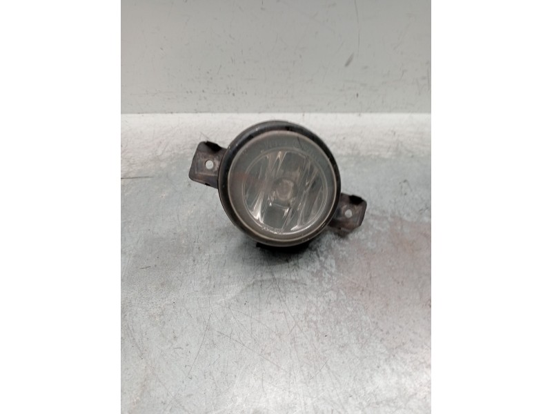 Recambio de faro antiniebla izquierdo para nissan almera ii (n16) 1.5 referencia OEM IAM 2615589905 89202711 