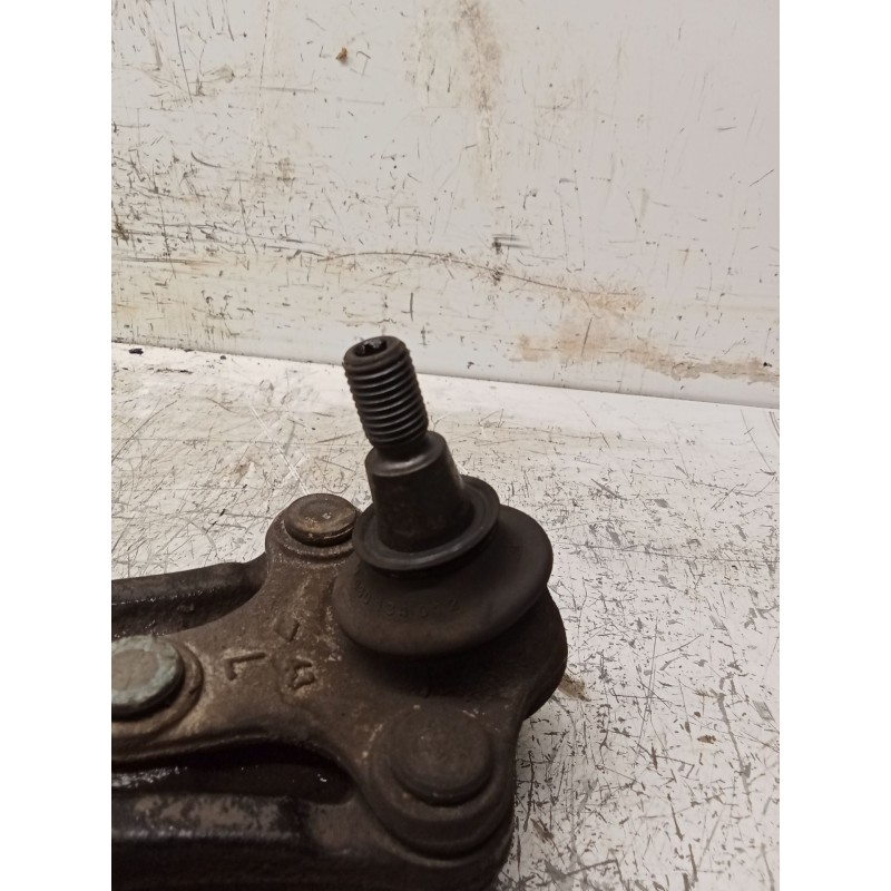 Recambio de brazo suspension inferior delantero izquierdo para audi a3 (8p) 2.0 tdi referencia OEM IAM 1K0407153G  