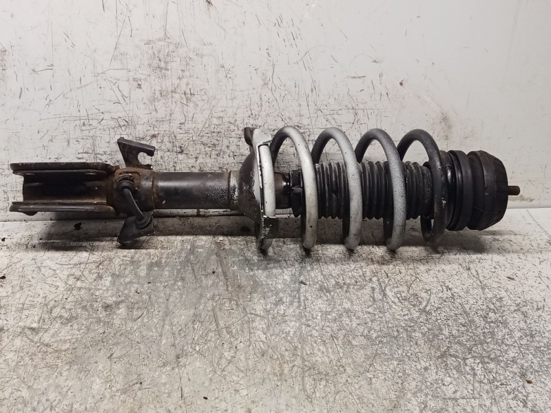 Recambio de amortiguador delantero izquierdo para mercedes-benz vito furgoneta (w638) 110 cdi 2.2 (638.094) referencia OEM IAM A