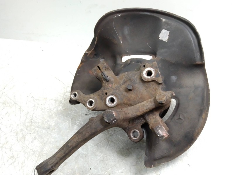 Recambio de mangueta delantera derecha para mercedes clase e (w124) berlina 2.5 diesel cat referencia OEM IAM   