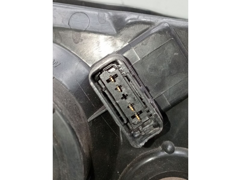 Recambio de faro izquierdo para nissan almera ii (n16) 1.5 referencia OEM IAM 082151196L  