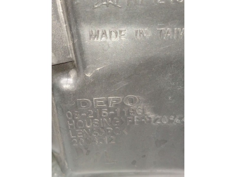 Recambio de faro izquierdo para nissan almera ii (n16) 1.5 referencia OEM IAM 082151196L  