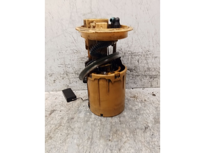Recambio de bomba combustible para audi a3 (8p) 2.0 tdi referencia OEM IAM 228235013002 1K0919050R 