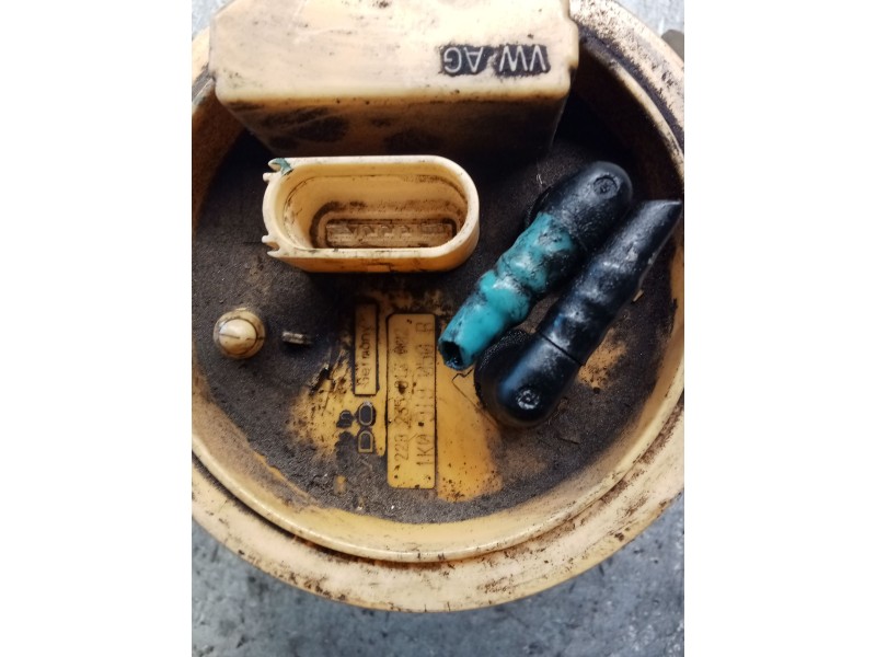 Recambio de bomba combustible para audi a3 (8p) 2.0 tdi referencia OEM IAM 228235013002 1K0919050R 