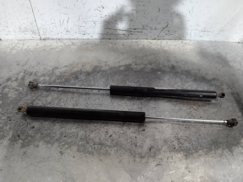Recambio de amortiguadores maletero / porton para peugeot partner kombi active referencia OEM IAM 9681426980  