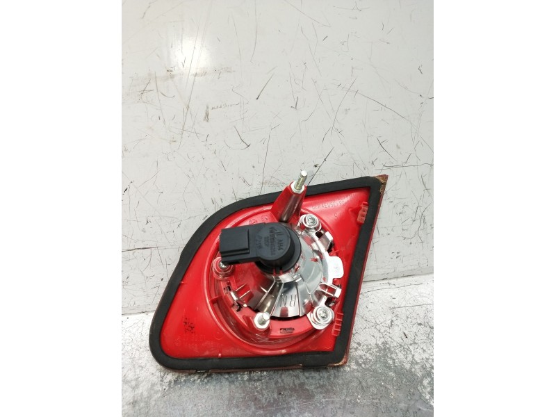 Recambio de piloto trasero izquierdo interior para volkswagen passat b6 (3c2) 2.0 tdi 16v referencia OEM IAM 3C5945093C  