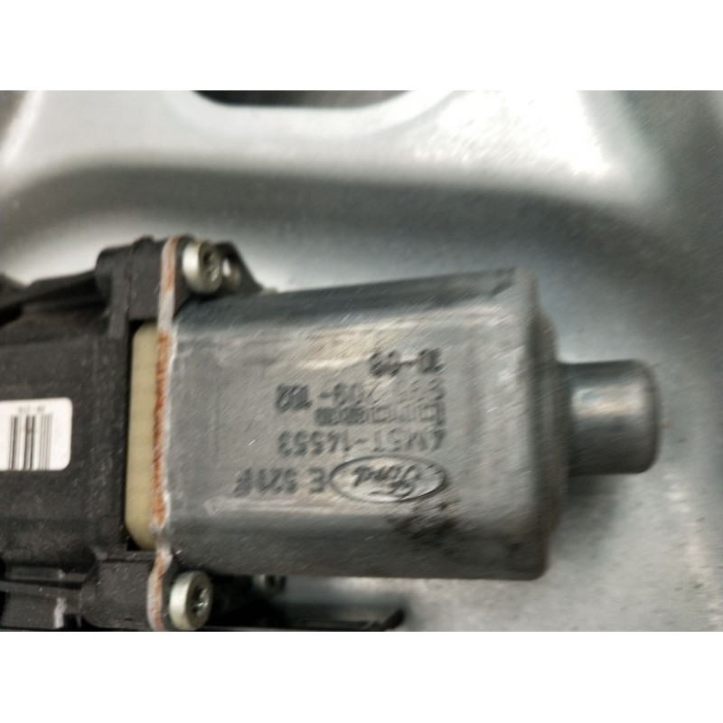 Recambio de elevalunas delantero derecho para ford focus ii turnier (da_, ffs, ds) 1.6 tdci referencia OEM IAM 4M5T14553 A122407