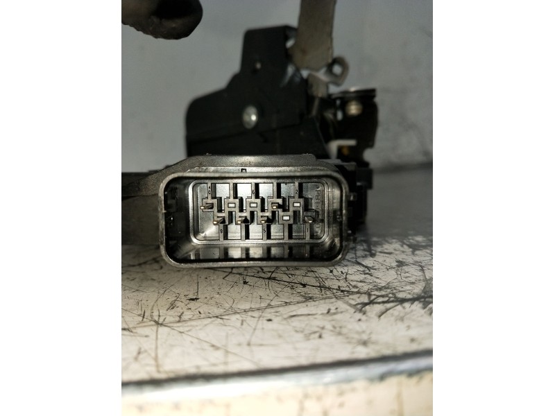 Recambio de motor cierre centralizado trasero derecho para ford focus ii turnier (da_, ffs, ds) 1.6 tdci referencia OEM IAM 4M5A