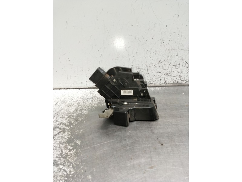 Recambio de motor cierre centralizado trasero derecho para ford focus ii turnier (da_, ffs, ds) 1.6 tdci referencia OEM IAM 4M5A