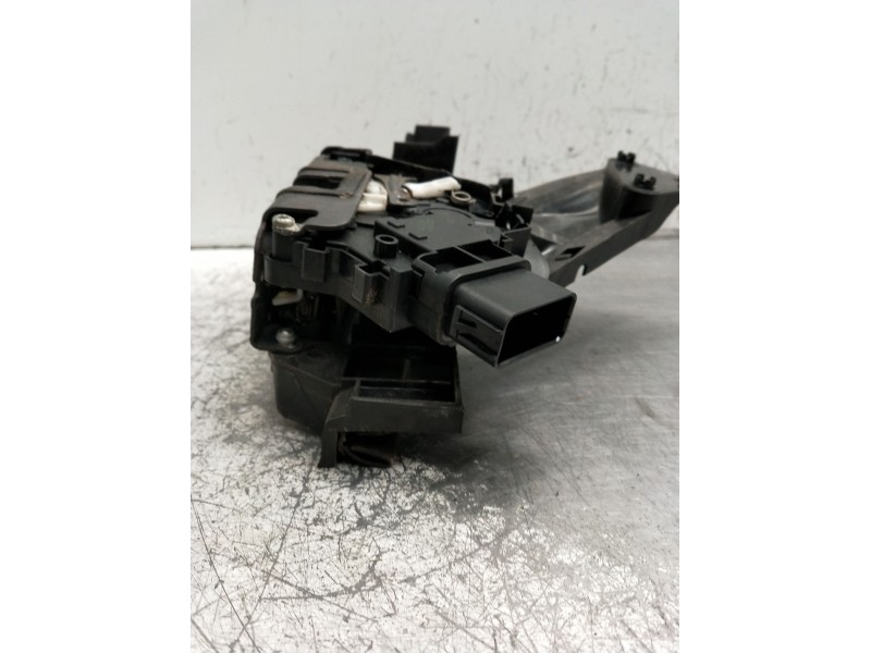 Recambio de motor cierre centralizado delantero izquierdo para ford focus ii turnier (da_, ffs, ds) 1.6 tdci referencia OEM IAM 