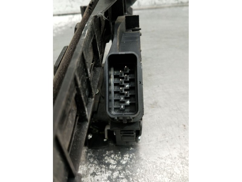 Recambio de motor cierre centralizado trasero derecho para ford focus ii turnier (da_, ffs, ds) 1.6 tdci referencia OEM IAM 4M5A