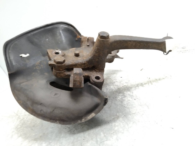 Recambio de mangueta delantera izquierda para mercedes clase e (w124) berlina 2.5 diesel cat referencia OEM IAM   